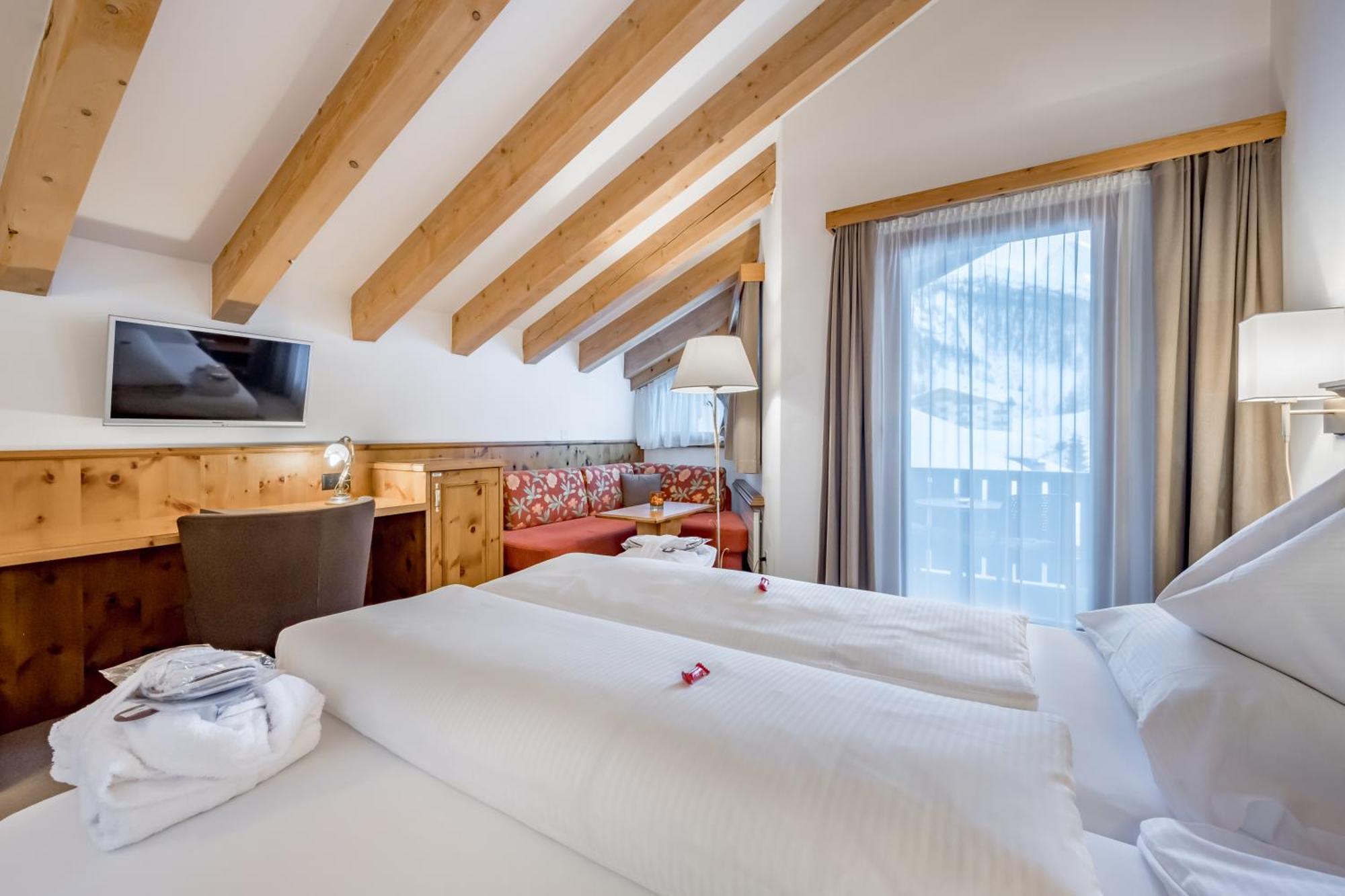 Chalet Silvretta Hotel & Spa Samnaun Ngoại thất bức ảnh