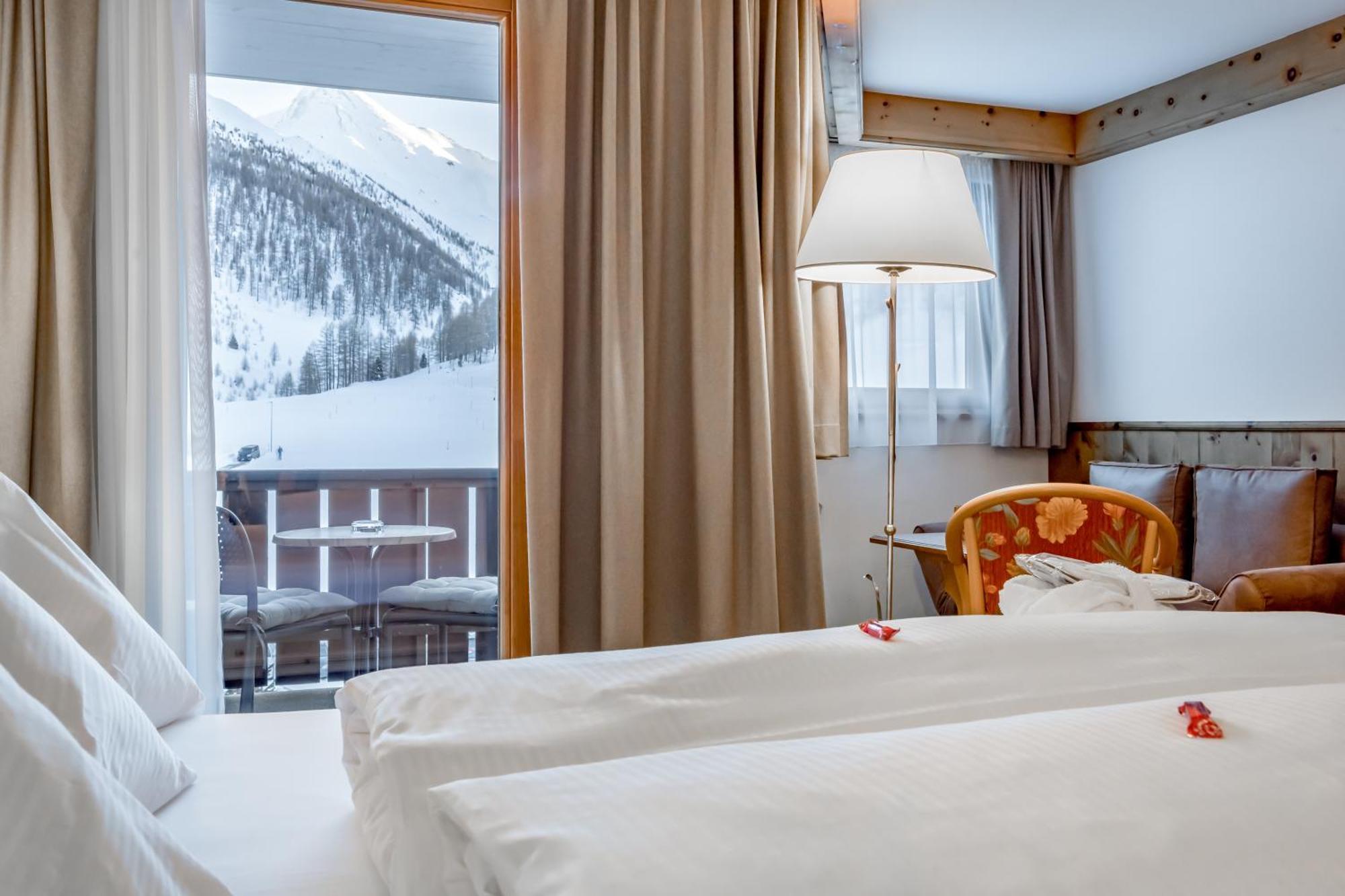 Chalet Silvretta Hotel & Spa Samnaun Ngoại thất bức ảnh